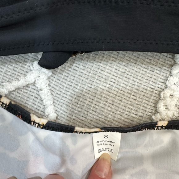 Vintage inspired high waisted bikini - Picture 3 of 8